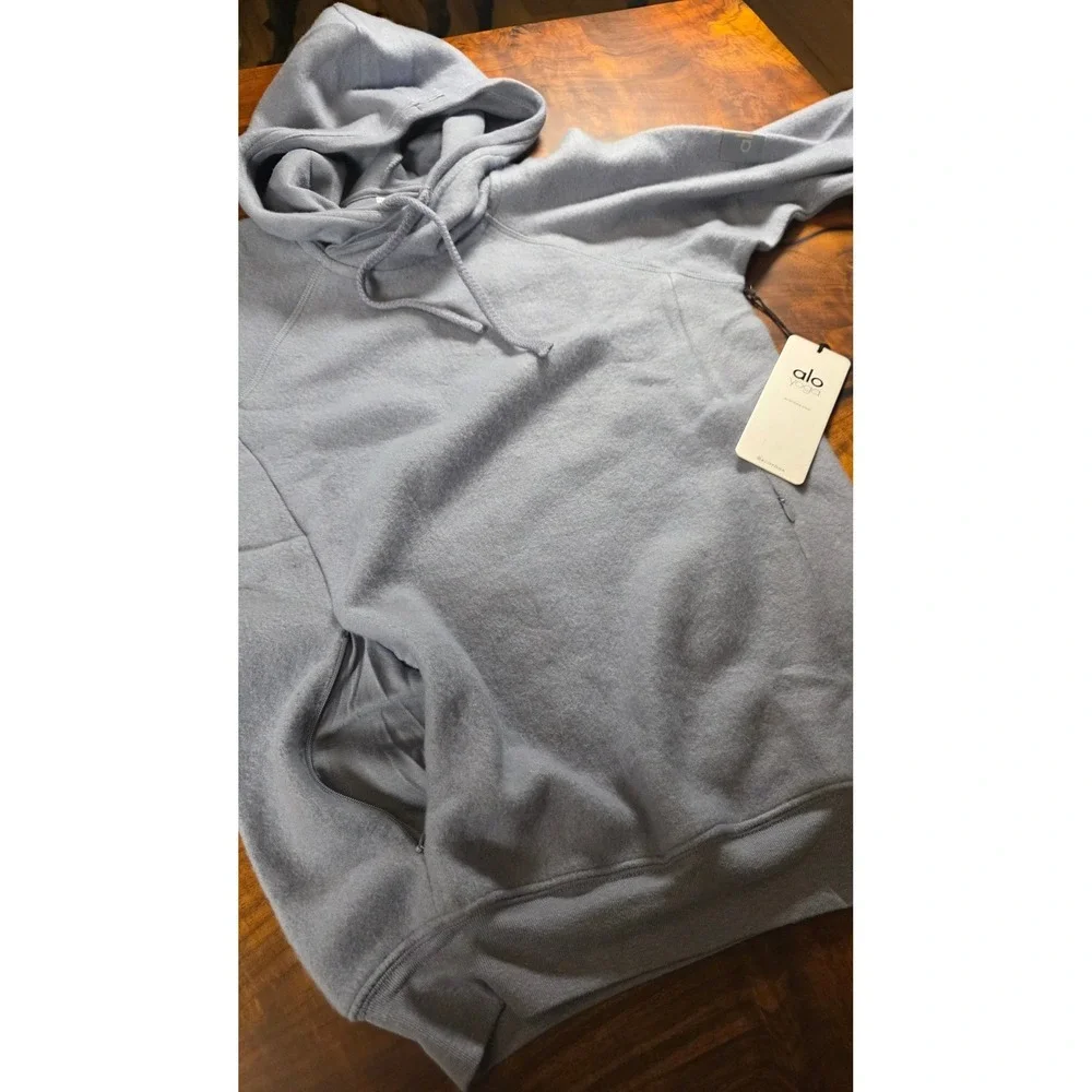 ALO Yoga soft pullover